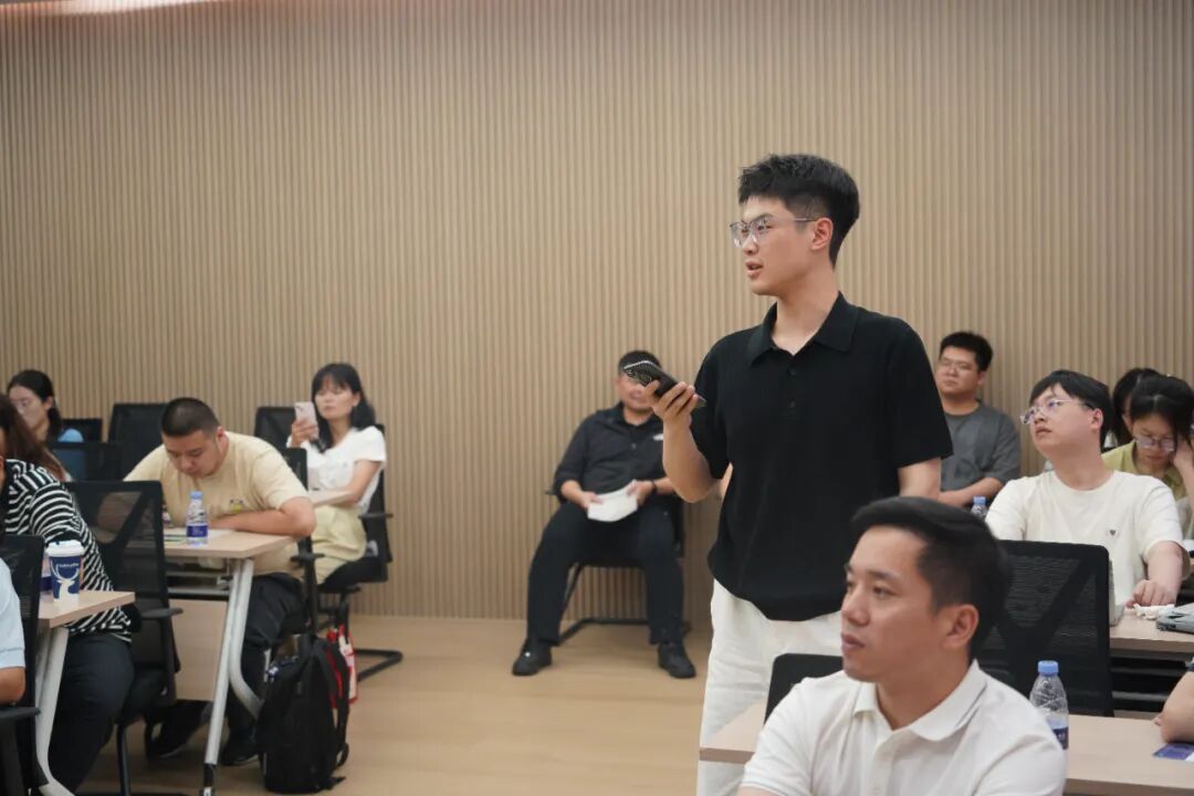 知行相融 跨界赋能 │ 福师大2025级MBA班走进华兴移动课堂活动 640 1bedf114