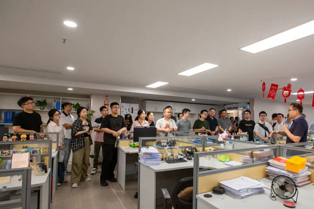 知行相融 跨界赋能 │ 福师大2025级MBA班走进华兴移动课堂活动 640 E41b8ffd